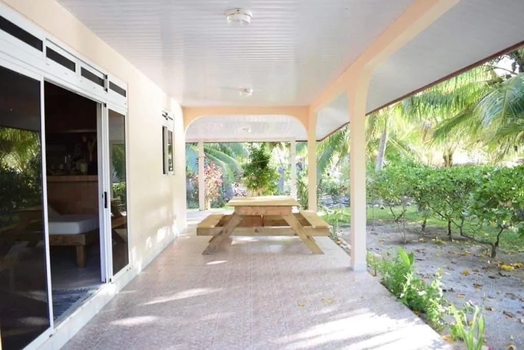 Chez Simone - Maison Bord De Mer Rangiroa